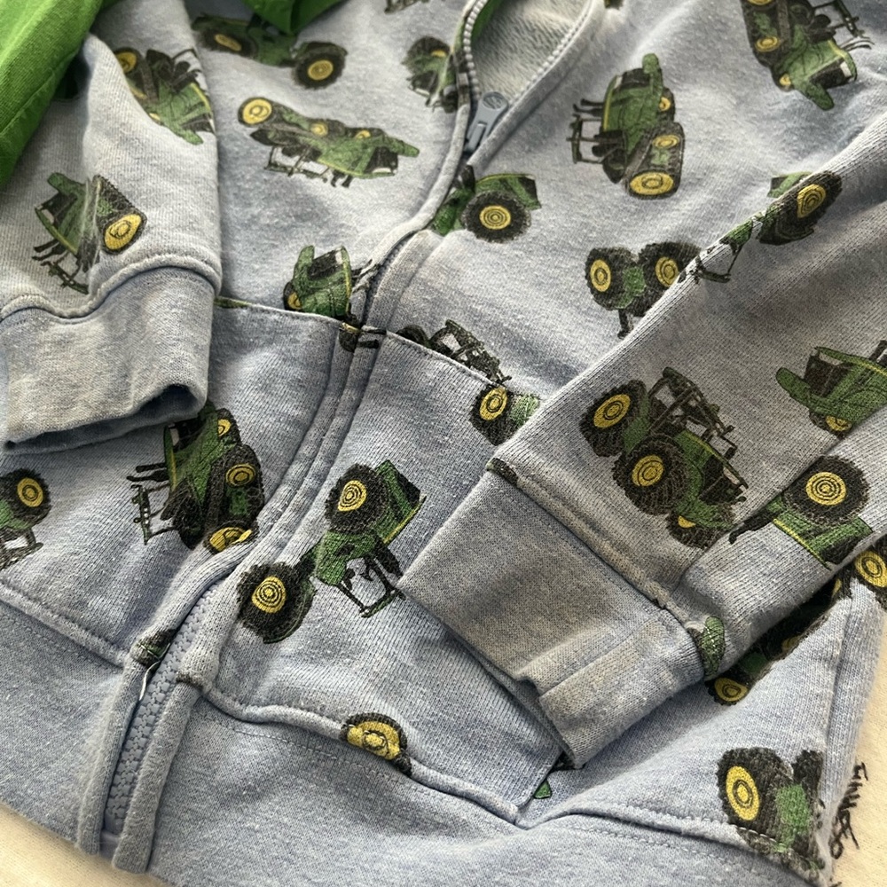 John Deere T-Shirt and Blue Hoodie Set - Picture 2 of 2